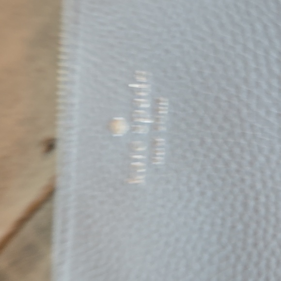 Kate Spade Light Gray Hanna Southport Avenue Crossbody Pebble Leather Bag - Picture 12 of 17